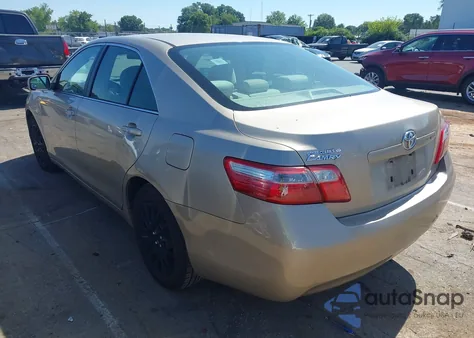 2007 Toyota Camry Le z USA, uszkodzony, nr VIN 4T1BE46K67U091509